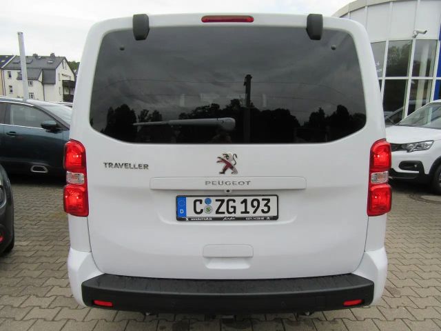 Peugeot Traveller