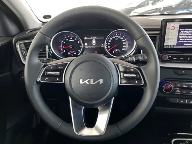 Kia Ceed / cee'd