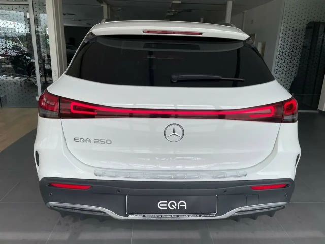 Mercedes-Benz EQA 250