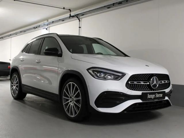 Mercedes-Benz GLA 180