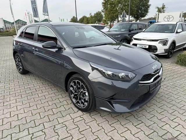 Kia Ceed / cee'd