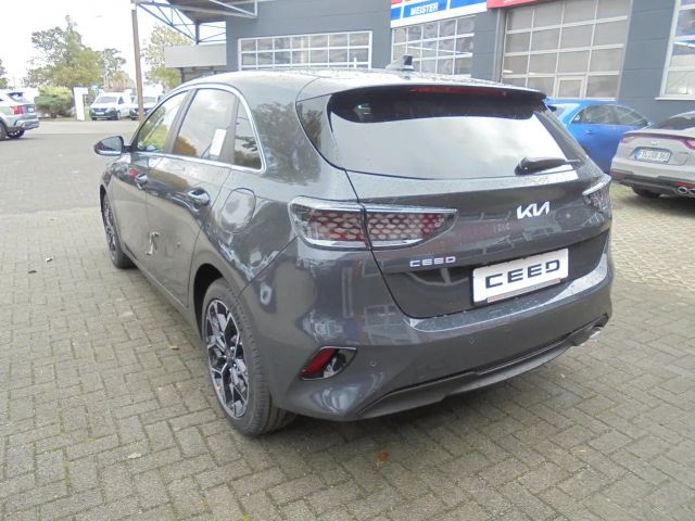 Kia Ceed / cee'd