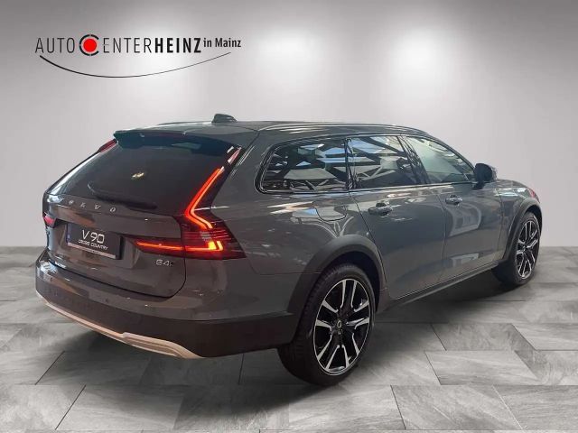 Volvo V90 Cross Country