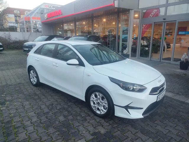 Kia Ceed / cee'd