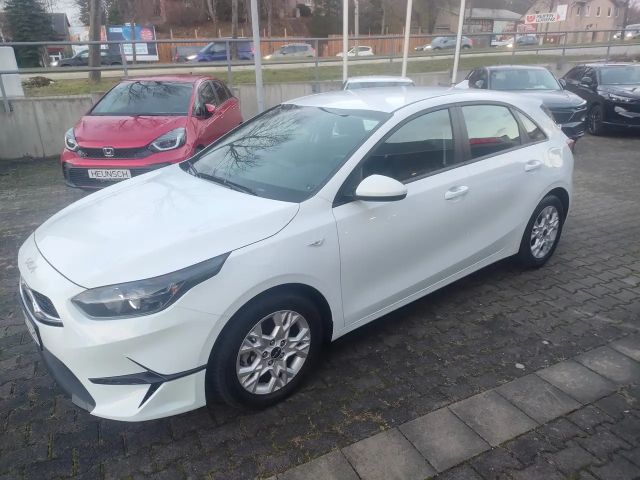 Kia Ceed / cee'd