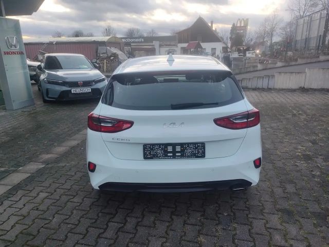 Kia Ceed / cee'd