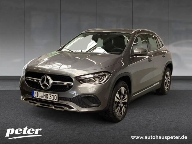 Mercedes-Benz GLA 200 2023 Benzine