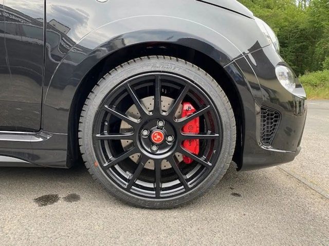 Abarth 695