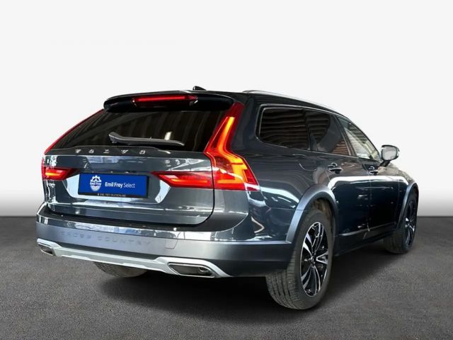 Volvo V90 Cross Country