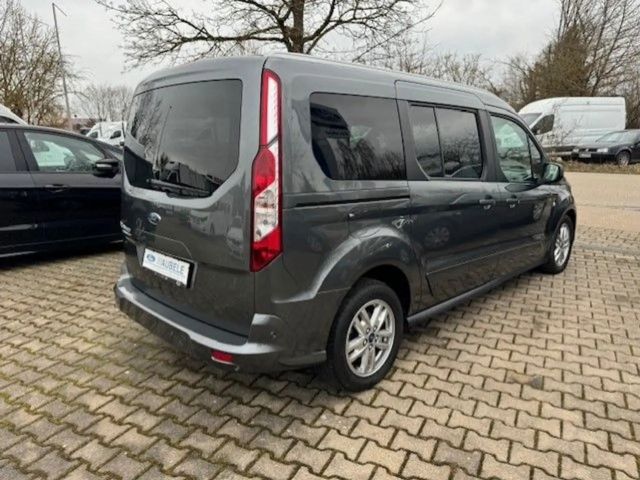 Ford Grand Tourneo