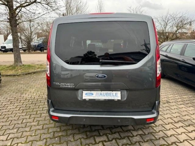 Ford Grand Tourneo