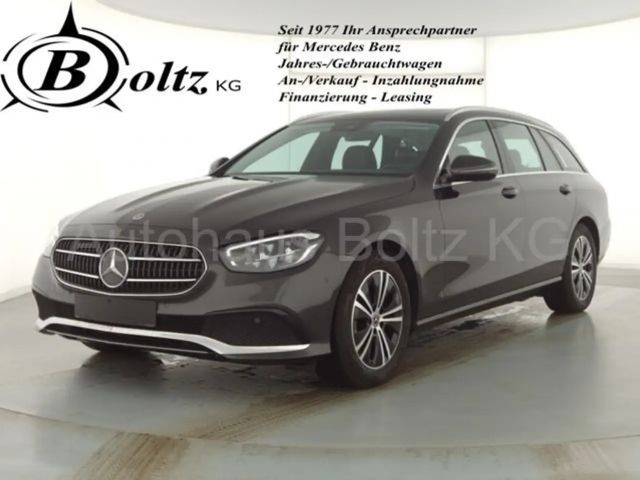 Mercedes-Benz E 220 2023 Diesel