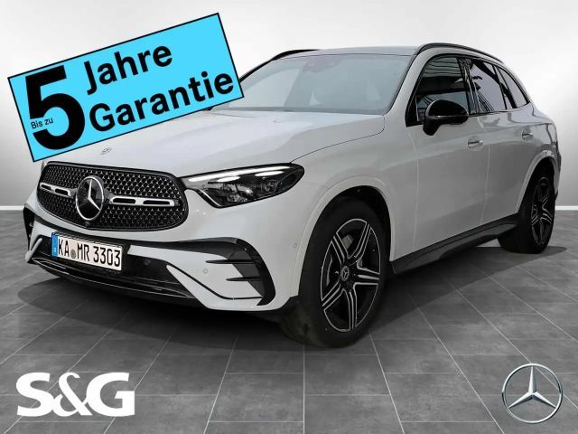 Mercedes-Benz GLC 200 2024 Benzine