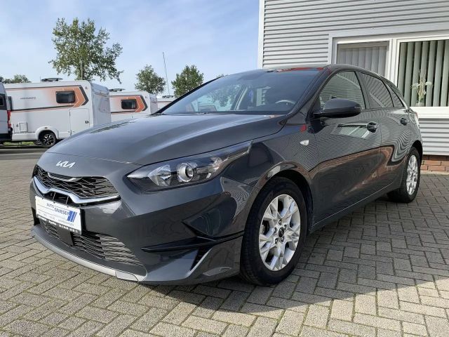 Kia Ceed / cee'd