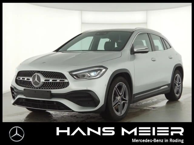 Mercedes-Benz GLA 250 2022 Benzine