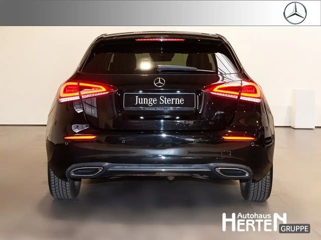 Mercedes-Benz A 220