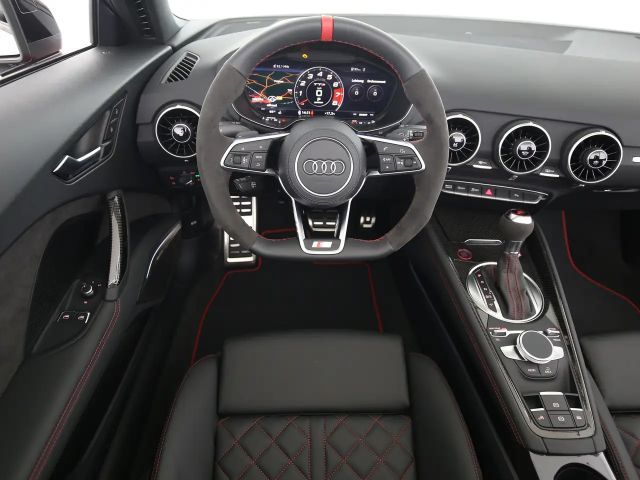 Audi TTS