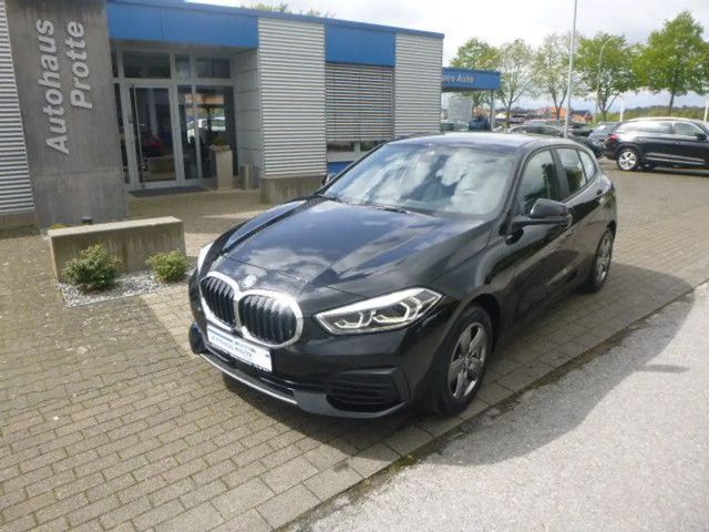 BMW 118 2021 Benzine