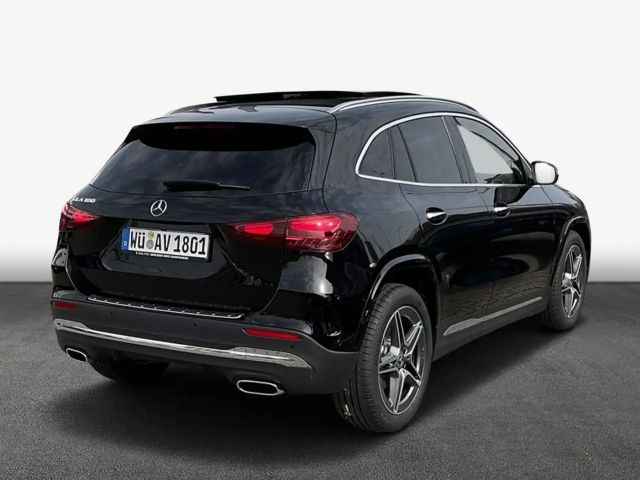 Mercedes-Benz GLA 180