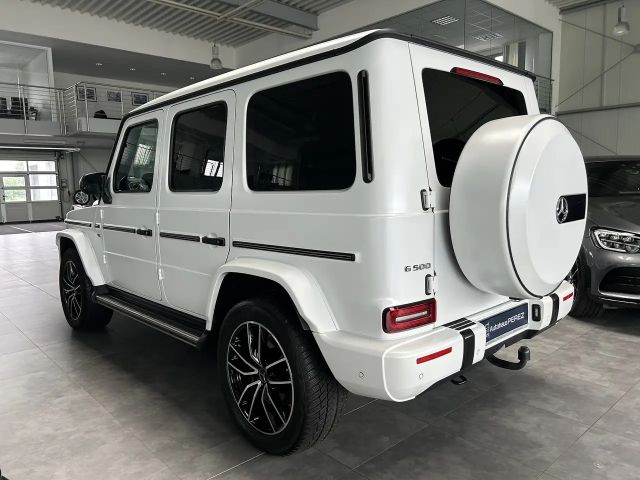 Mercedes-Benz G 500