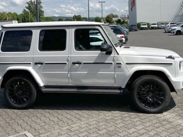 Mercedes-Benz G 500