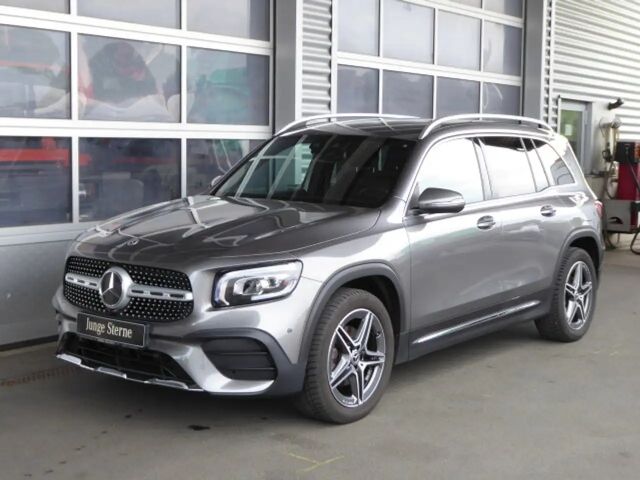 Mercedes-Benz GLB 200