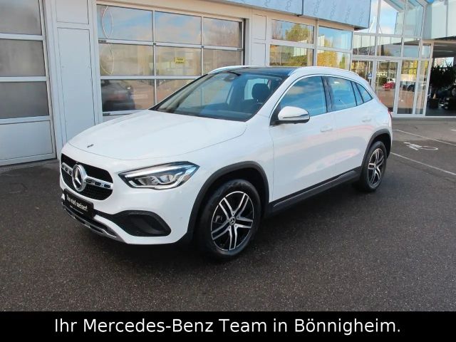 Mercedes-Benz GLA 250 2021 Hybride / Benzine