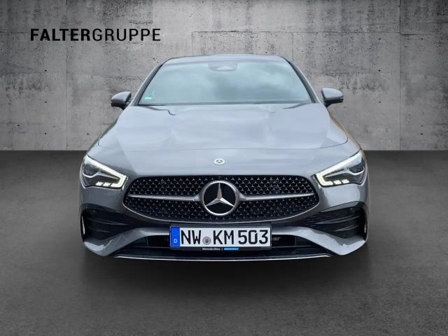 Mercedes-Benz CLA 220