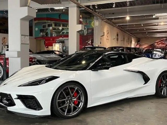 Corvette C8