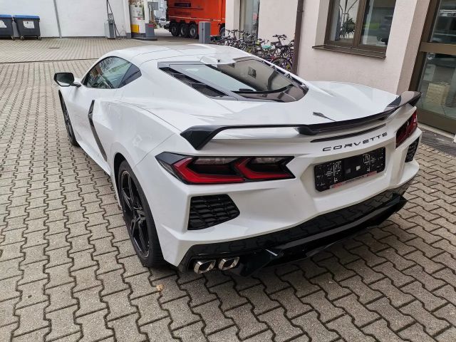 Corvette C8