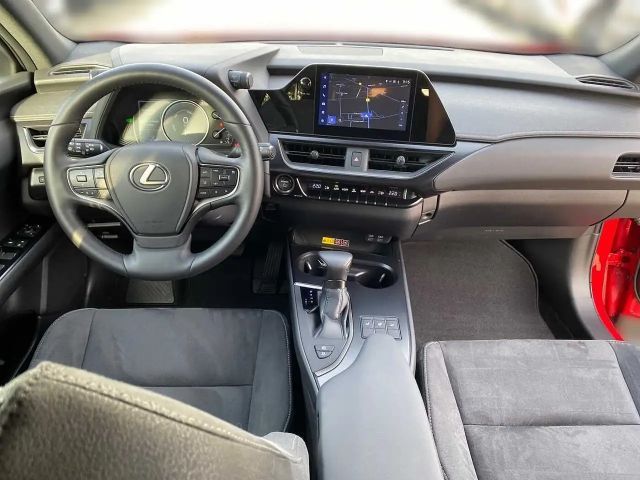 Lexus UX 250h