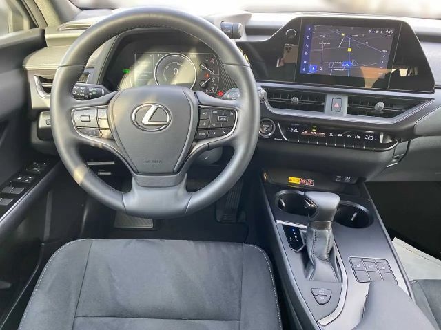 Lexus UX 250h