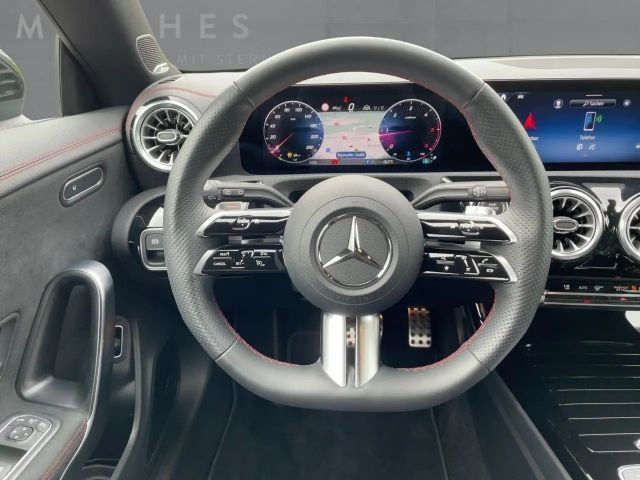 Mercedes-Benz CLA 220