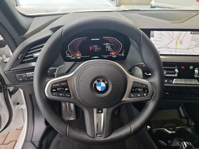 BMW 235