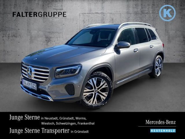 Mercedes-Benz GLB 200 2024 Benzine