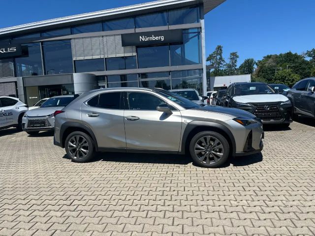 Lexus UX 300e