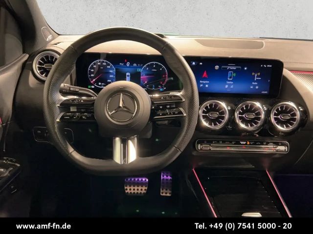 Mercedes-Benz B 220