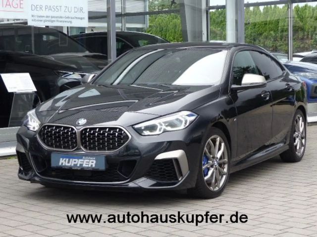 BMW 235 2023 Benzine