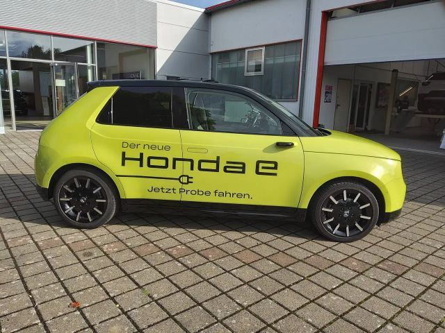 Honda e