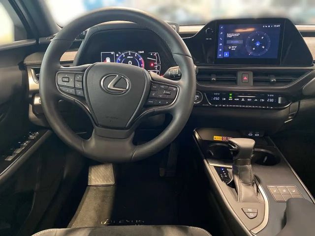 Lexus UX 250h