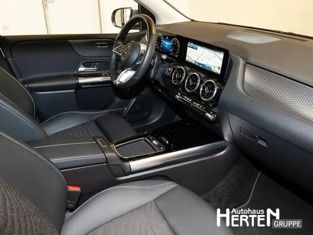 Mercedes-Benz B 250