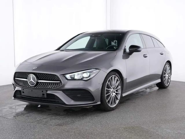 Mercedes-Benz CLA 200 2023 Benzine