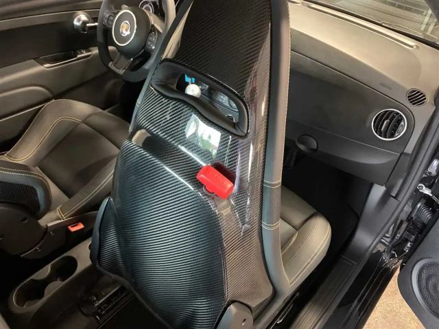Abarth 695