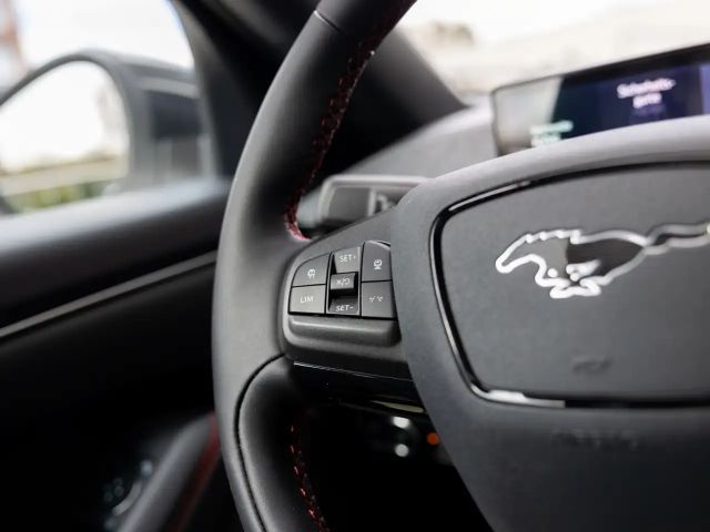 Ford Mustang Mach-E