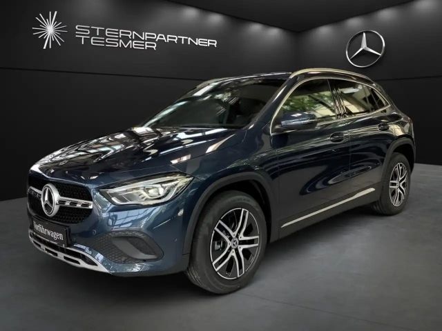 Mercedes-Benz GLA 250 2023 Hybride / Benzine