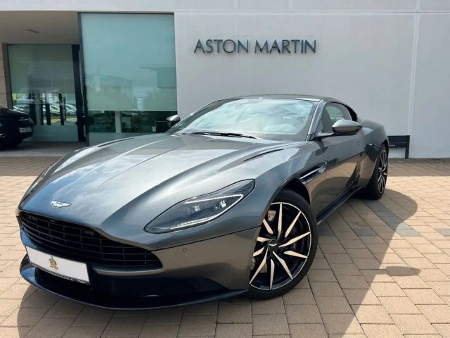 Aston Martin DB11