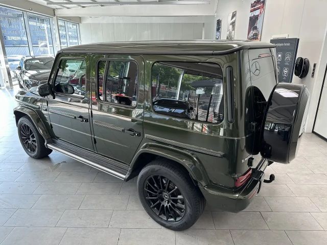 Mercedes-Benz G 400