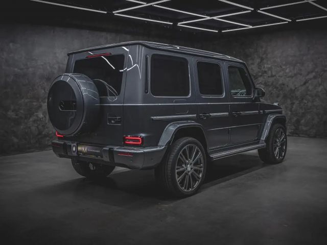 Mercedes-Benz G 500