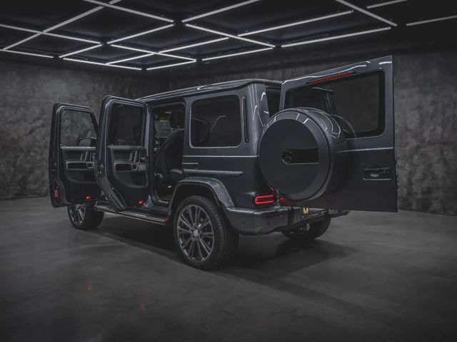 Mercedes-Benz G 500