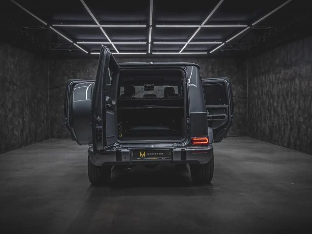 Mercedes-Benz G 500